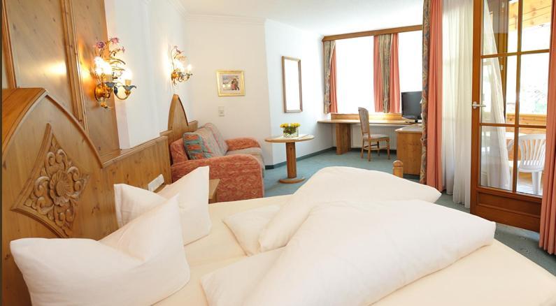 Hotel Garni Castel B&B Ischgl Habitación foto